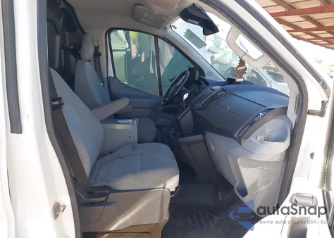 2017 Ford Transit-250 z USA, uszkodzony, nr VIN 1FTYR1YM3HKA91044